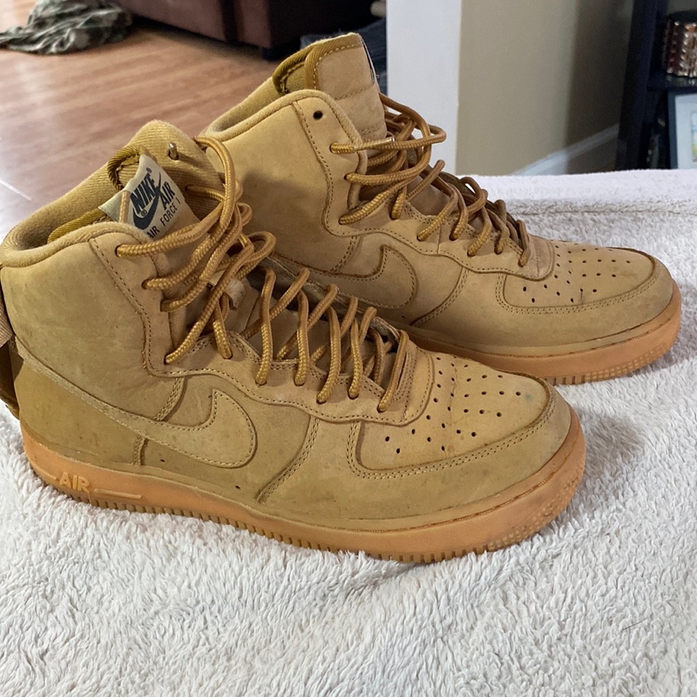 Nike air force1 high top. Brown/tan size 8